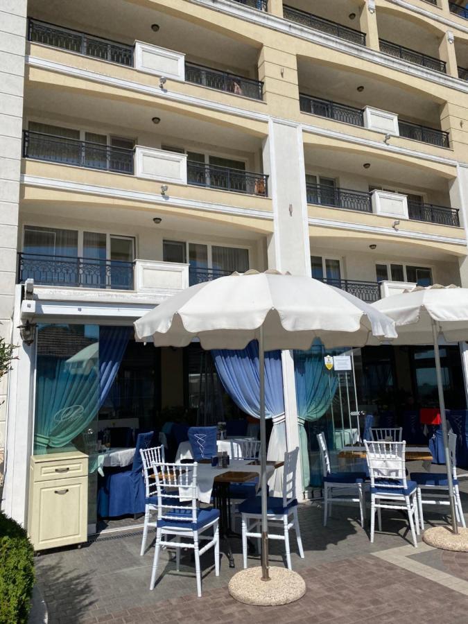 Private Super Apartments By Sea In Apart Hotel ! 포마리 외부 사진