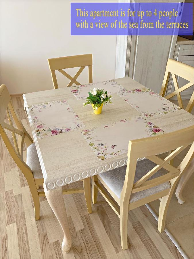 Private Super Apartments By Sea In Apart Hotel ! 포마리 외부 사진