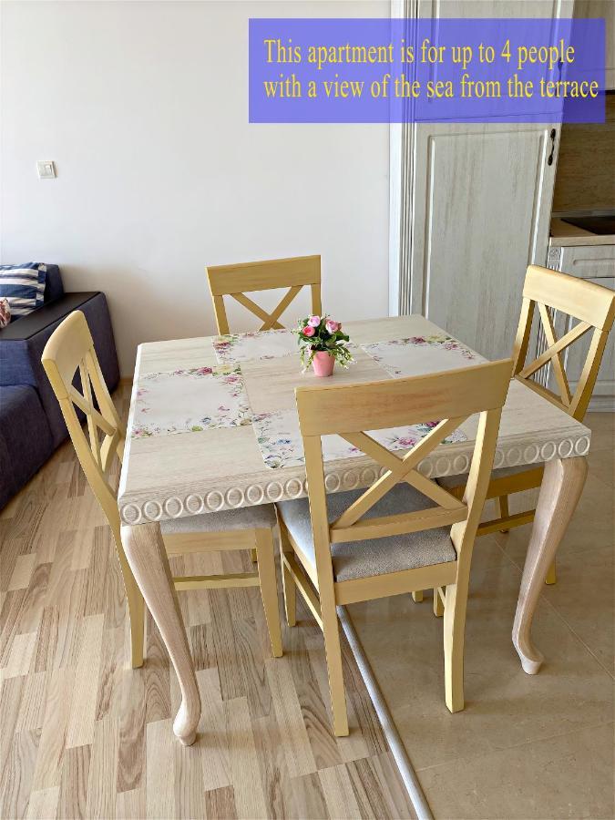Private Super Apartments By Sea In Apart Hotel ! 포마리 외부 사진